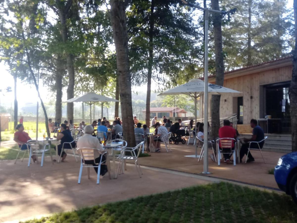 Arzúa Teiraboa Base Camp酒店 外观 照片